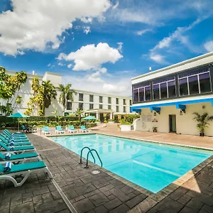 knutsford-court.hotelsochorios.net/