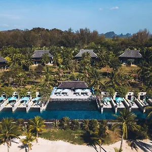 ***** Resort Four Seasons Malesia