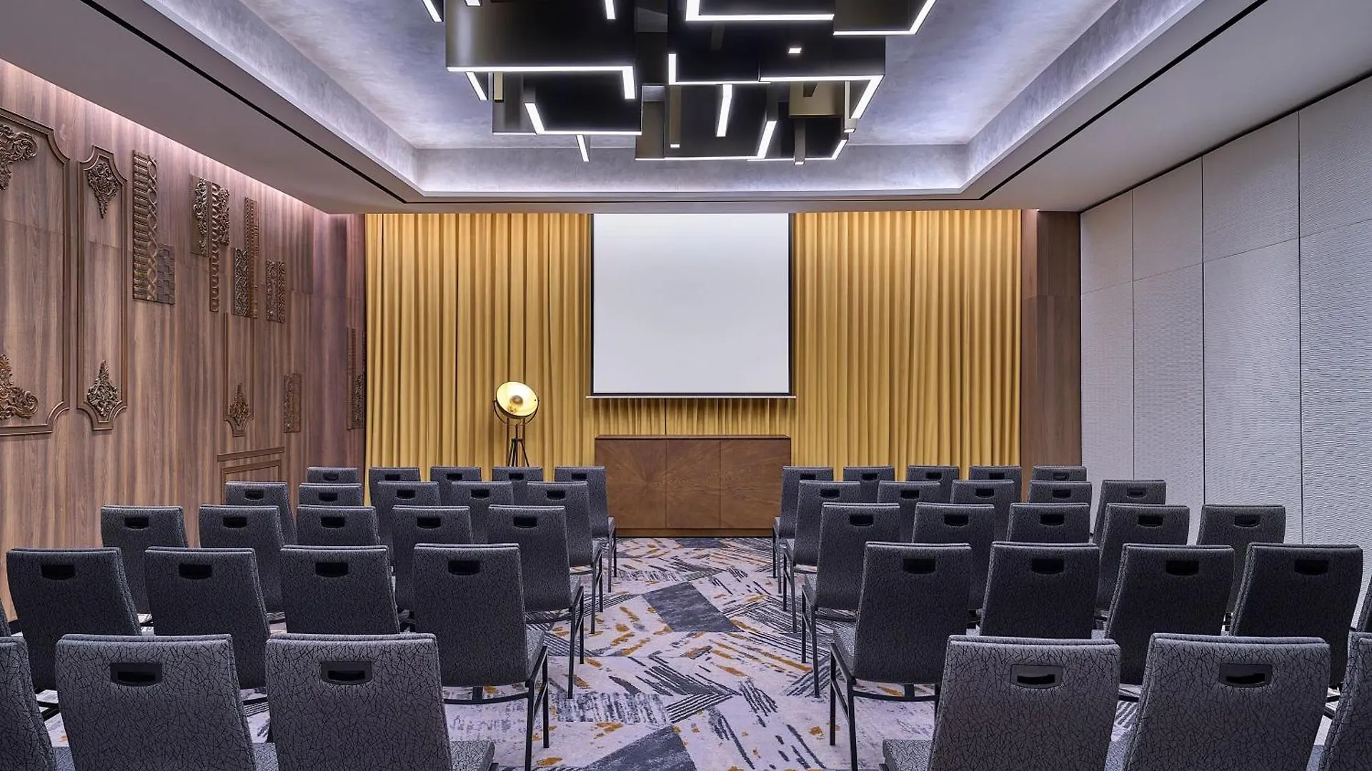 Renaissance Kuala Lumpur Hotel & Convention Centre 5*,  Malasia